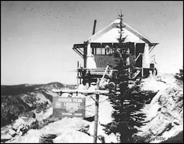 1952