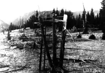Monument 83 in 1930