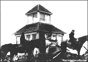 1925
