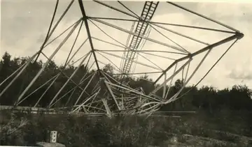 Original tower damaged by 1941 windstorm
