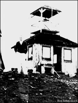 1937