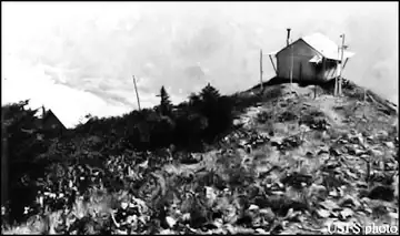 1933
