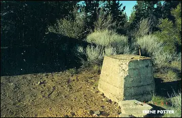 Foundation block for tower leg 5/2/2001