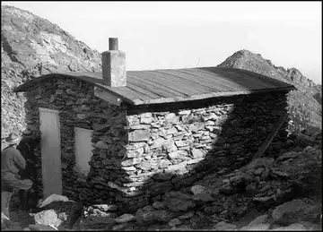 Stone house residence, 1925