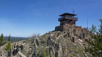 Custer Peak Lookout