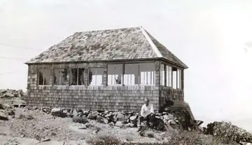 1920
