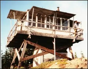 Photo of Devils Peak Lookout