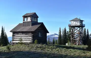 Monument 83 (Holdover Peak) Lookout - 2019