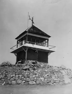Red Mountain Lookout - Mid 1040's