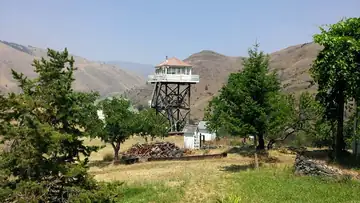 Photo of Sawyer Ridge Lookout (now at Eyeful – Dreher)