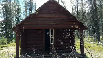 Observer's cabin