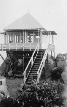 1931