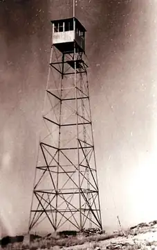 1932