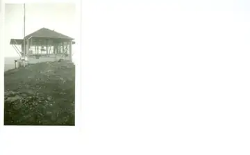 1942