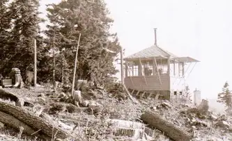 Reynolds Ridge Lookout 1933 - 1963