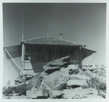 West Zigzag Lookout circa 1957 (Pat Lynch photo