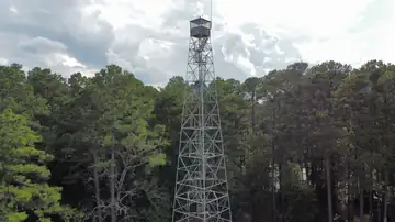 Photo of Bluff Lake Lookout Tower