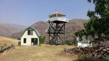 Photo of Sawyer Ridge Lookout (now at Eyeful – Dreher)