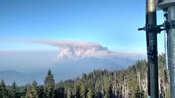 Helena - Fork Fire from Hayfork Bally Lookout - 2017