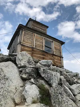 East face of Grave Peak in August 2018